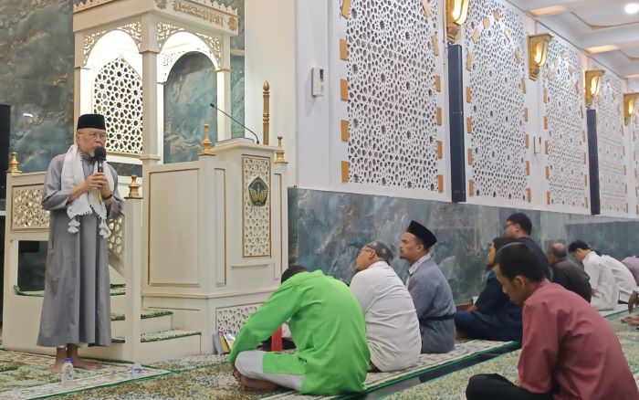 'DNA' Umat Islam itu Berjamaah