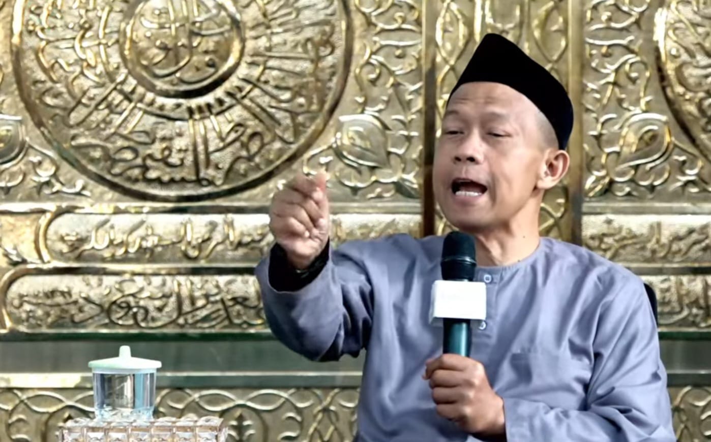 Di Tengah Kecemasan Hidup, Abah Muhajir Ajak Umat Tawakal kepada Allah
