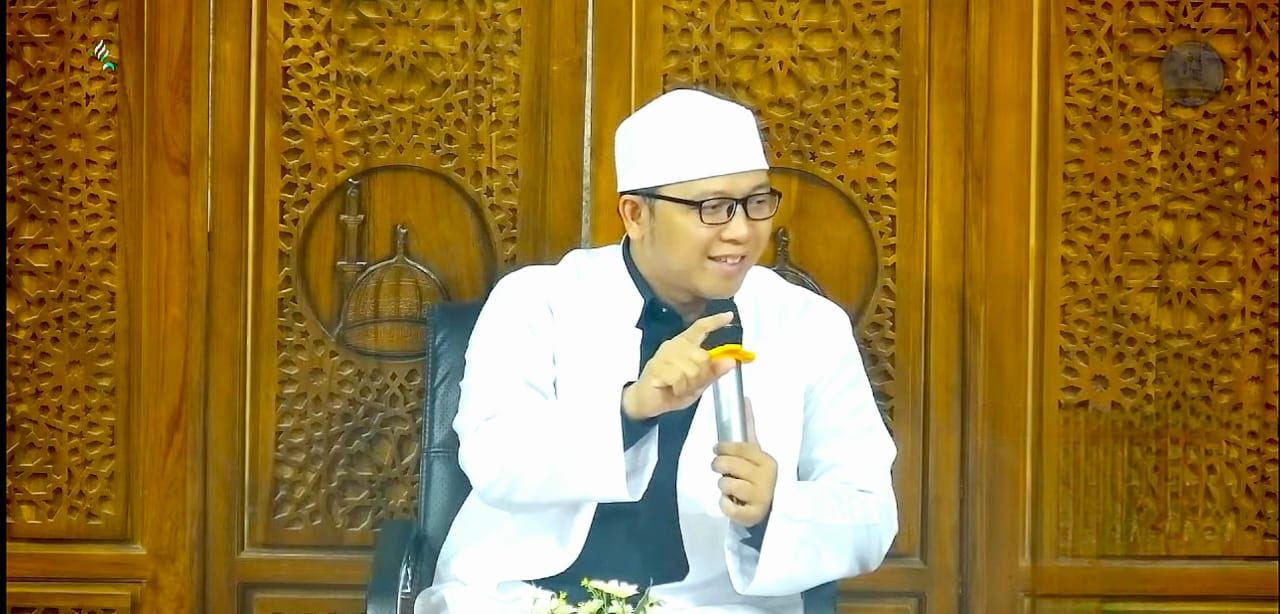 Ustaz Hisyam Mukhlis Arruyani Ajak Jemaah Istiqomah di Jalan yang Lurus melalui Kajian Suratul Fatihah